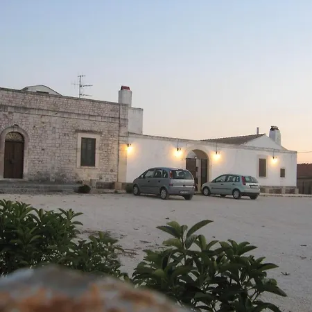 Masseria Spilafemine Feriegård Turi